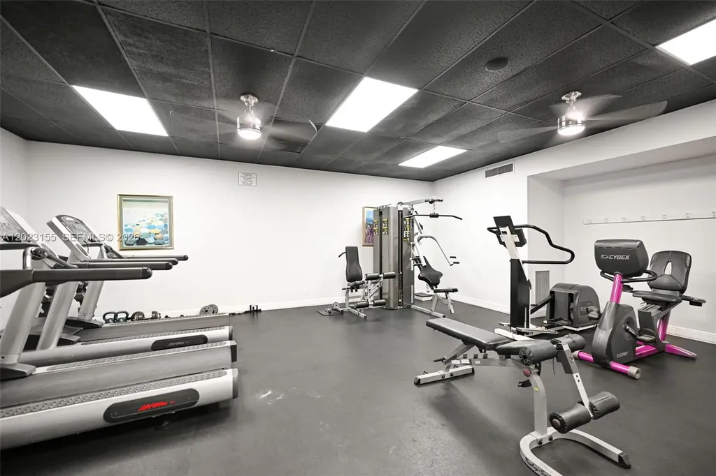 330 Briarwood Circle Hollywood FL 33024