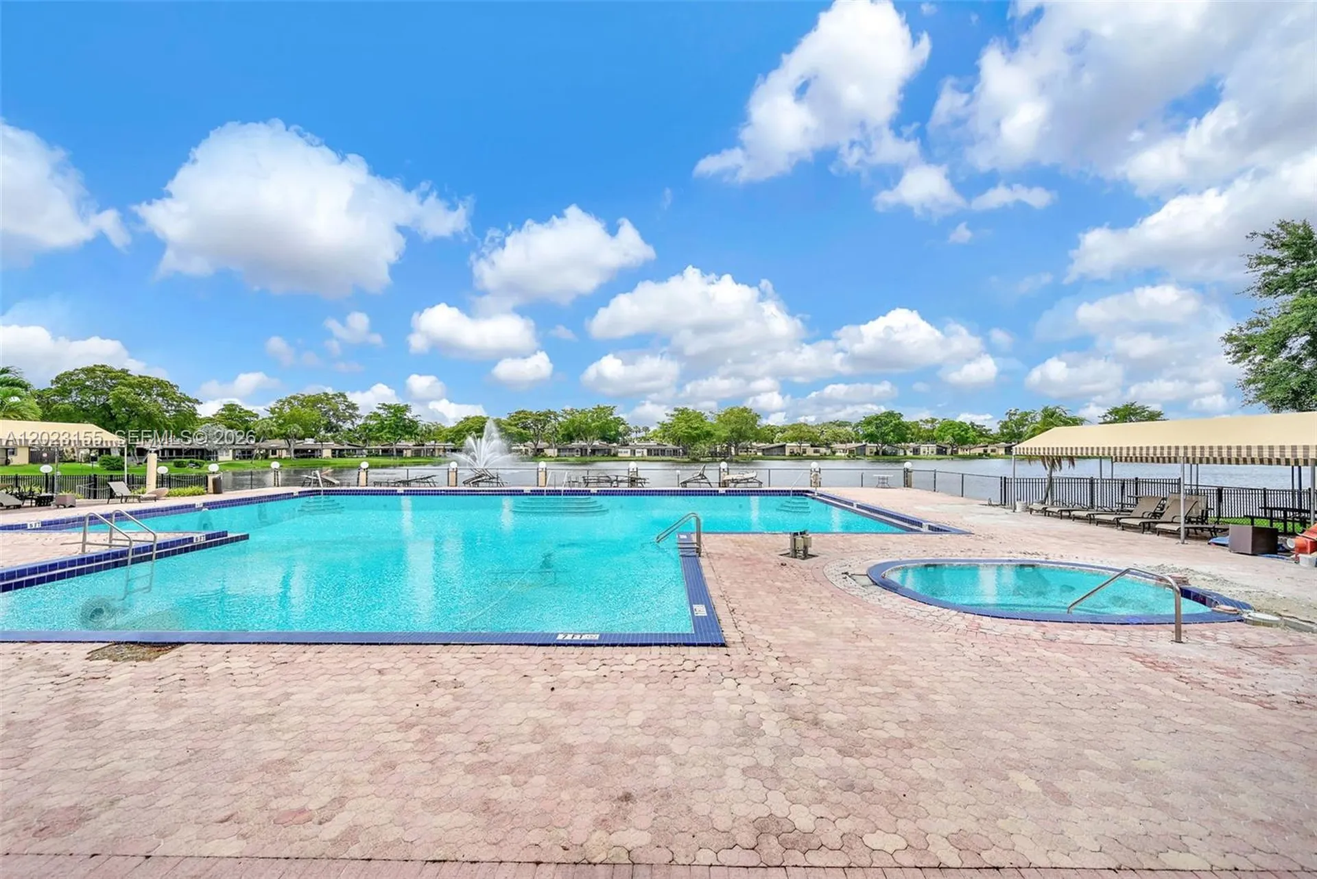 330 Briarwood Circle Hollywood FL 33024