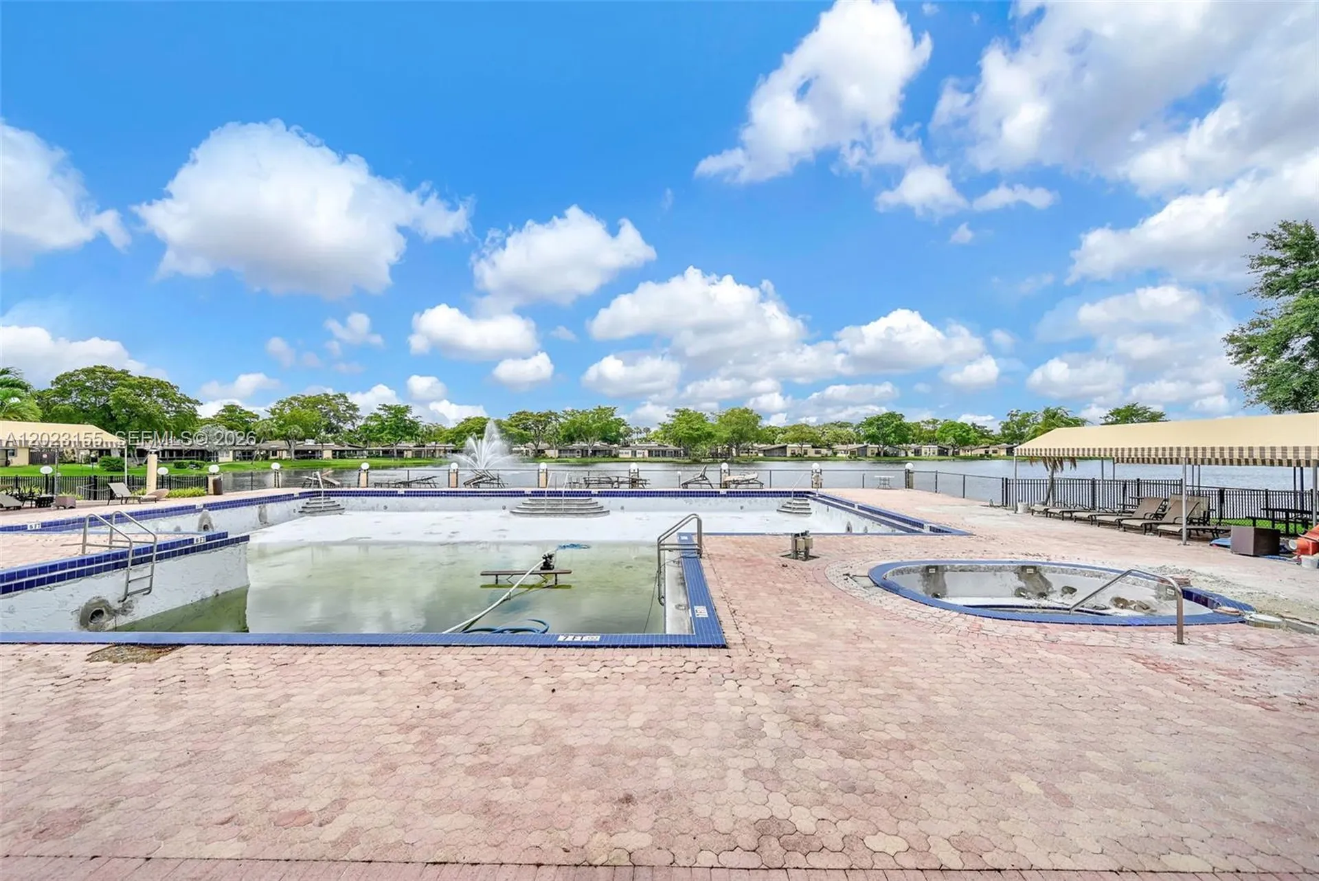 330 Briarwood Circle Hollywood FL 33024