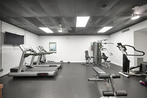 330 Briarwood Circle Hollywood FL 33024