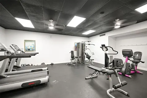 330 Briarwood Circle Hollywood FL 33024
