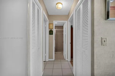 330 Briarwood Circle Hollywood FL 33024