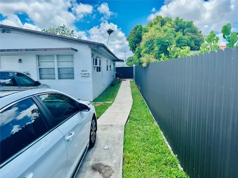 3410 SW 89th Court Miami FL 33165