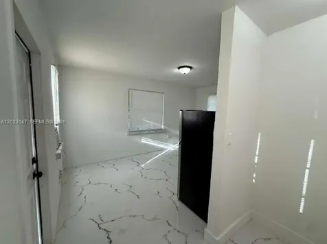 2773 NW 57th Street Miami FL 33142