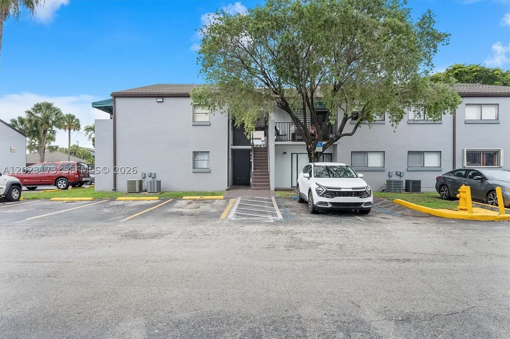 7407 SW 152nd Avenue Miami FL 33193