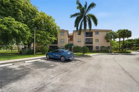 4111 Coral Tree Circle Coconut Creek FL 33073