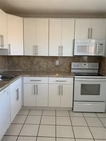 7703 Camino Real Miami FL 33143