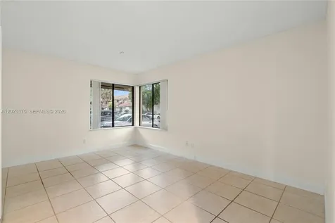 9367 SW 1st Street Plantation FL 33324