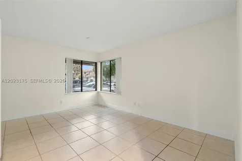 9367 SW 1st Street Plantation FL 33324