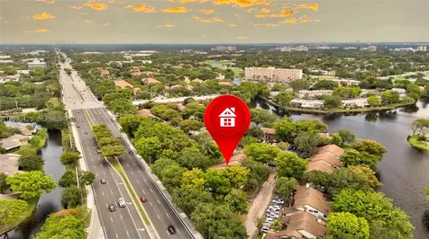 9367 SW 1st Street Plantation FL 33324