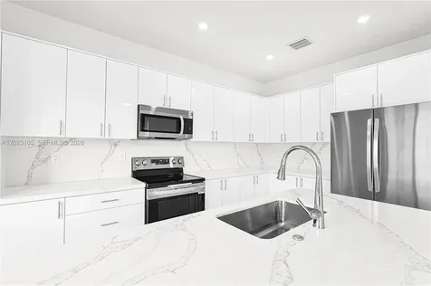 22555 SW 125 Avenue Miami FL 33170