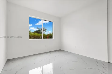 22555 SW 125 Avenue Miami FL 33170