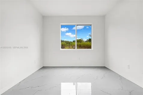22555 SW 125 Avenue Miami FL 33170