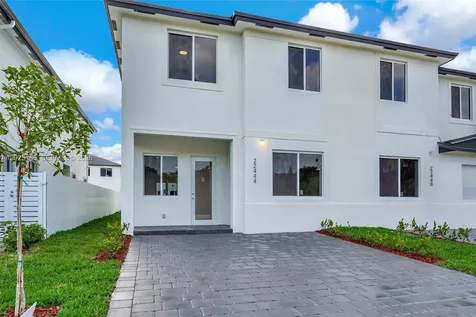 22555 SW 125 Avenue Miami FL 33170