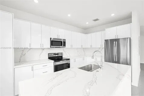 22555 SW 125 Avenue Miami FL 33170