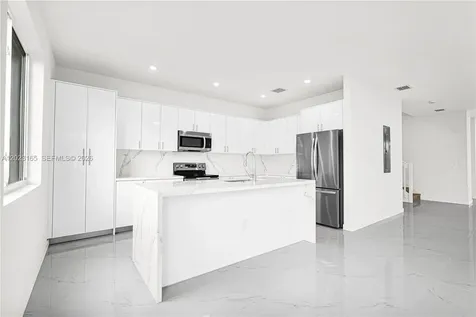 22555 SW 125 Avenue Miami FL 33170