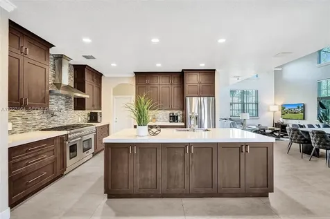 12140 SW 3rd Street Plantation FL 33325