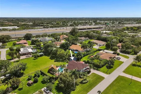12140 SW 3rd Street Plantation FL 33325