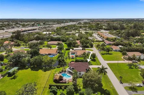 12140 SW 3rd Street Plantation FL 33325