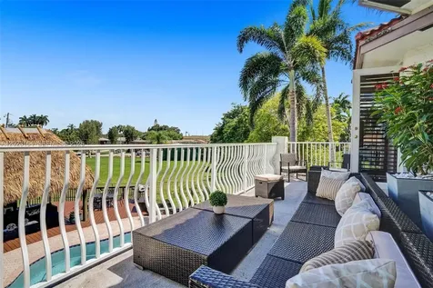 12140 SW 3rd Street Plantation FL 33325