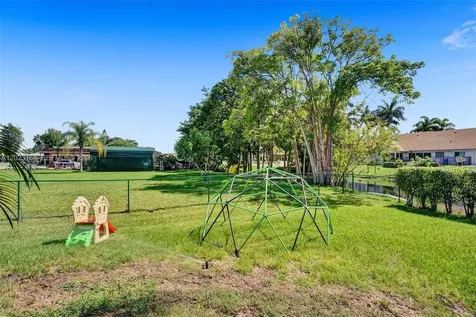 12140 SW 3rd Street Plantation FL 33325