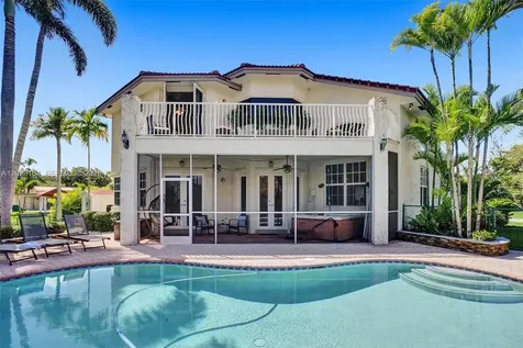 12140 SW 3rd Street Plantation FL 33325