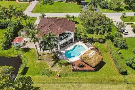 12140 SW 3rd Street Plantation FL 33325