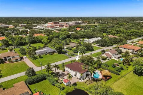 12140 SW 3rd Street Plantation FL 33325