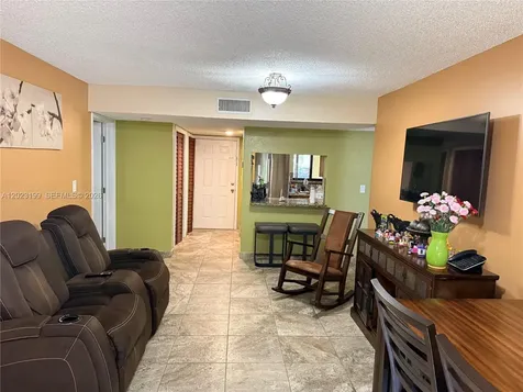191 Lakeview Drive Weston FL 33326