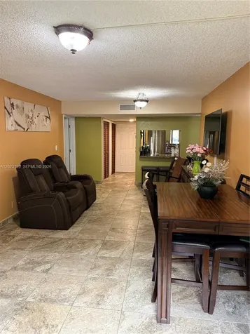 191 Lakeview Drive Weston FL 33326