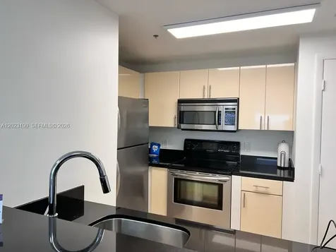 185 SE 14th Terrace Miami FL 33131
