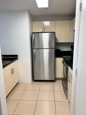 185 SE 14th Terrace Miami FL 33131