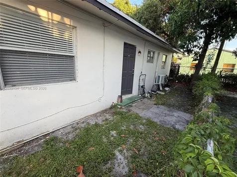 2216 Fillmore Street Hollywood FL 33020