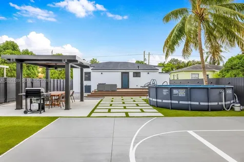 121 NW 53rd Street Miami FL 33127
