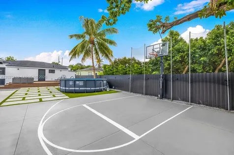 121 NW 53rd Street Miami FL 33127
