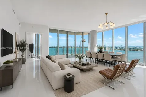 2900 NE 7th Avenue Miami FL 33137