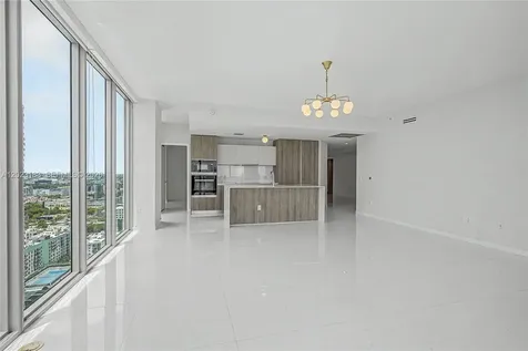 2900 NE 7th Avenue Miami FL 33137