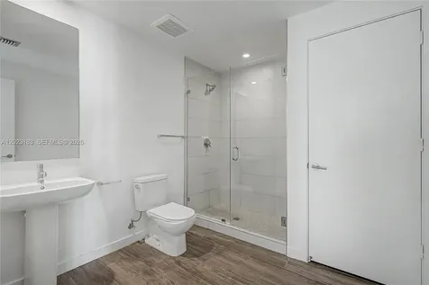 2900 NE 7th Avenue Miami FL 33137