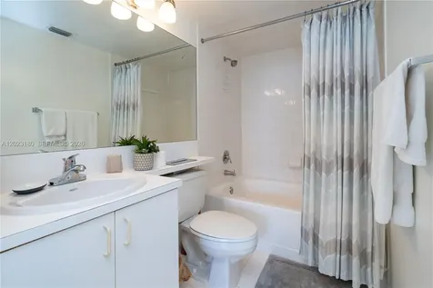 19601 E Country Club Drive Aventura FL 33180