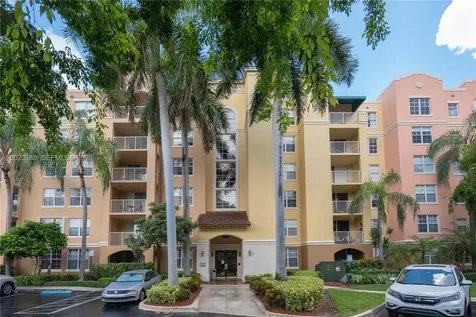 19601 E Country Club Drive Aventura FL 33180