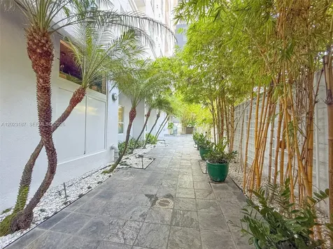 234 NE 3rd Street Miami FL 33132