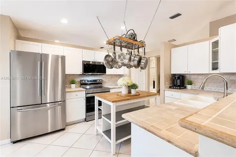 14170 SW 152nd Place Miami FL 33196