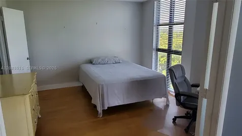 2000 Towerside Terrace Miami FL 33138