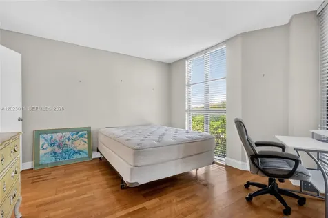 2000 Towerside Terrace Miami FL 33138