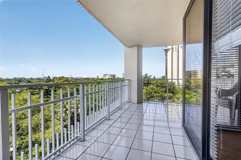2000 Towerside Terrace Miami FL 33138