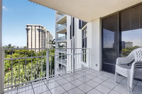 2000 Towerside Terrace Miami FL 33138
