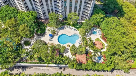 2000 Towerside Terrace Miami FL 33138