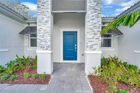 27210 SW 159th Path Homestead FL 33031