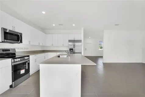 27210 SW 159th Path Homestead FL 33031