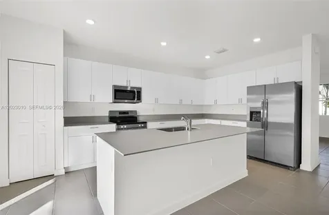 27210 SW 159th Path Homestead FL 33031